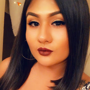 Meet your Posher, Roxana